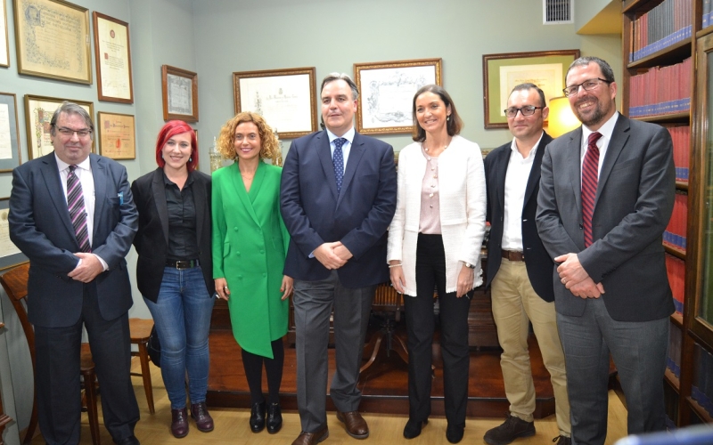Les ministres d'Indústria i Política Territorial visiten Laboratoris Oliver Rodés 