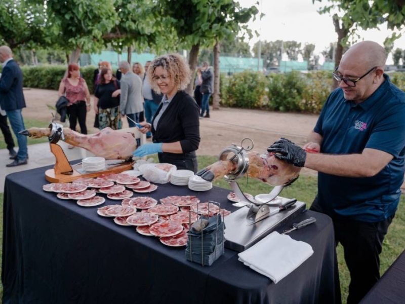 El Gremi de Restauradors del Prat signa un acord de col·laboració amb la Fundació Mescladís Ciutadania Multicultural 